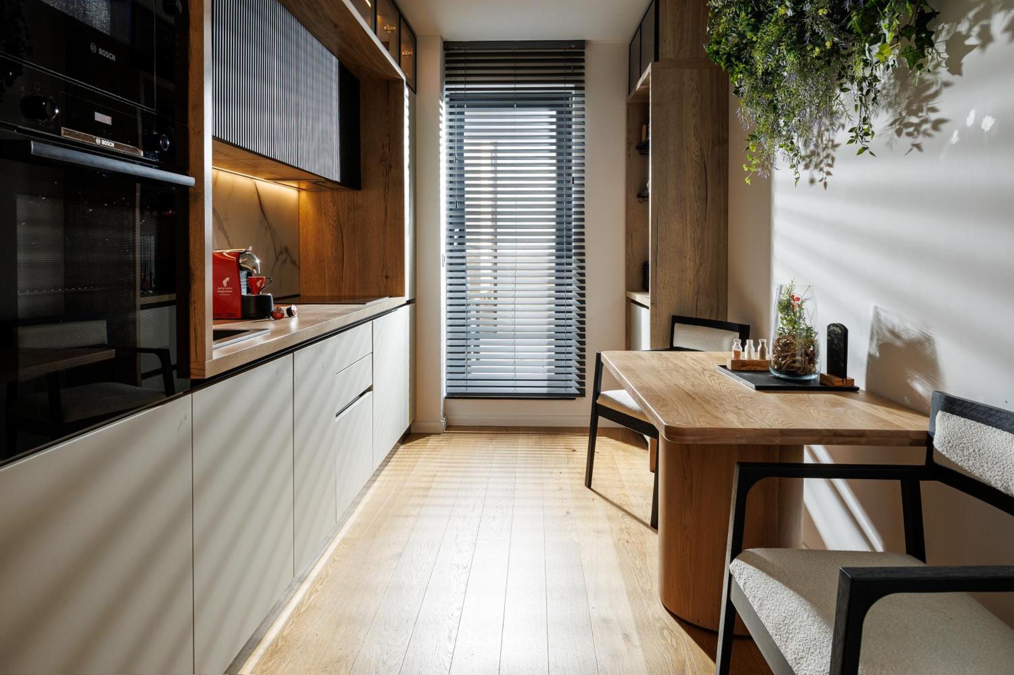 Pure Living Apartment W. Private Parking Braşov Eksteriør billede